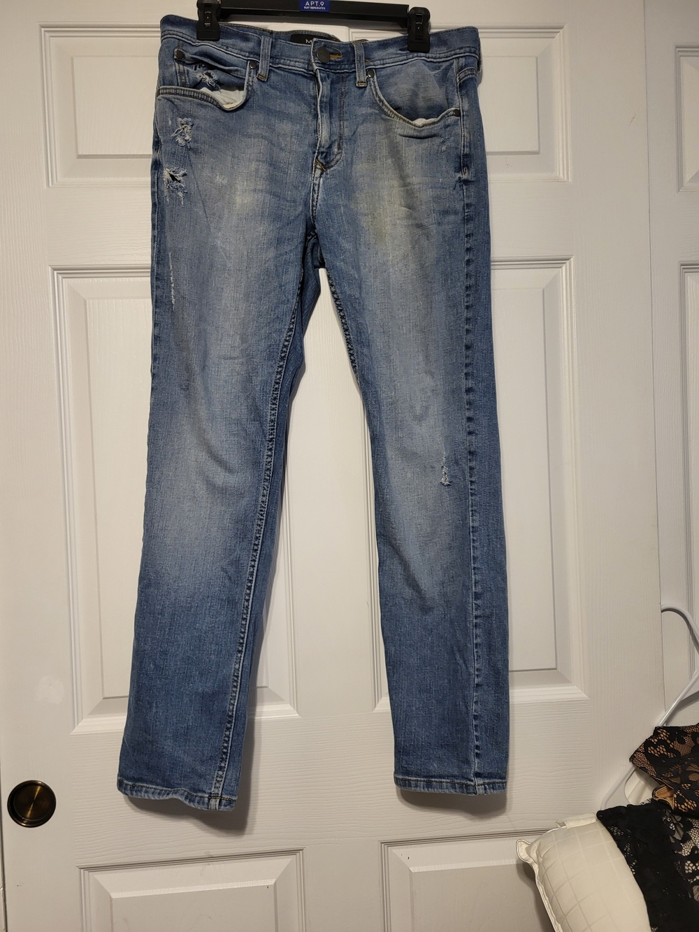Marc Anthony Men's Slim Straight Distressed Jeans Size 33x30 Medium Wash